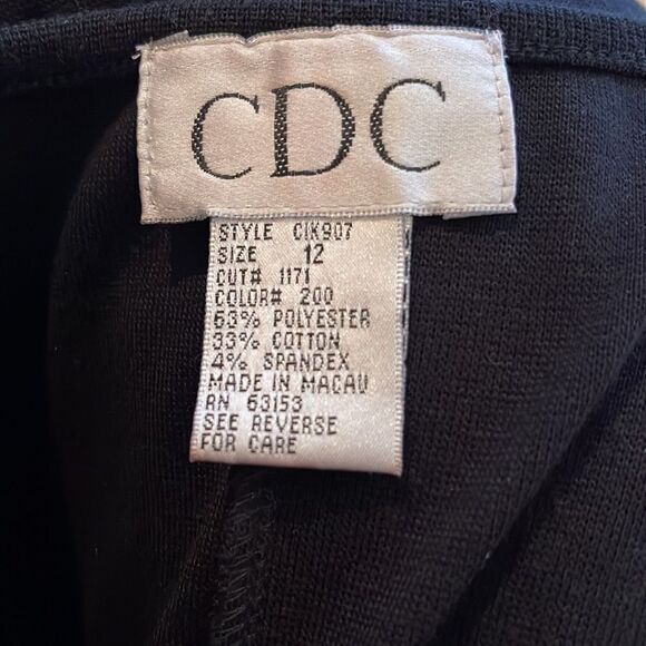 CDC gold bead diamond pattern bodice & cuffs knit maxi. Size 12. - Picture 9 of 9